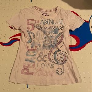 Mudd brand. Girls size 7-8 shirt